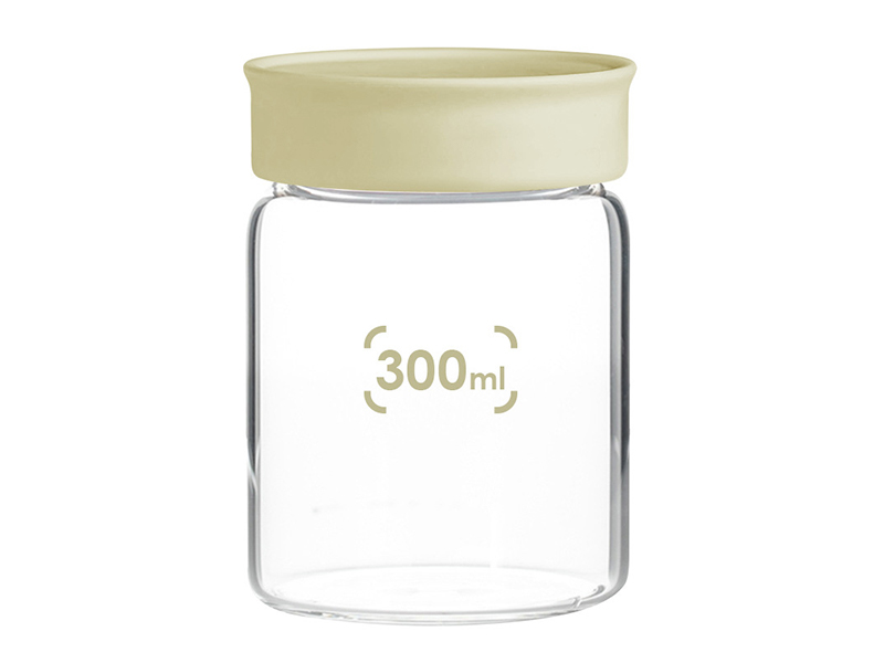 Glass bottle for portioning bird’s nest and honey