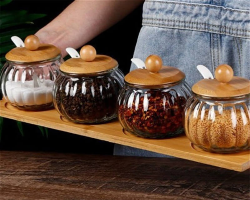 250ml Transparent Glass Spice Jar With Spoon