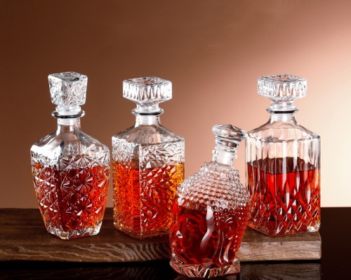 430ml 750ml Diamond Vodka Glass Bottle Crystal Stopper