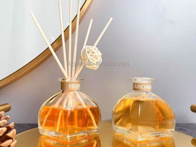 Wholesale 30ml 50ml 100ml Empty Reed Diffuser Glass Bottle