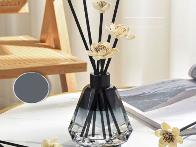 60ml Black Gradient Fireless Rattan Aromatherapy Glass Bottle