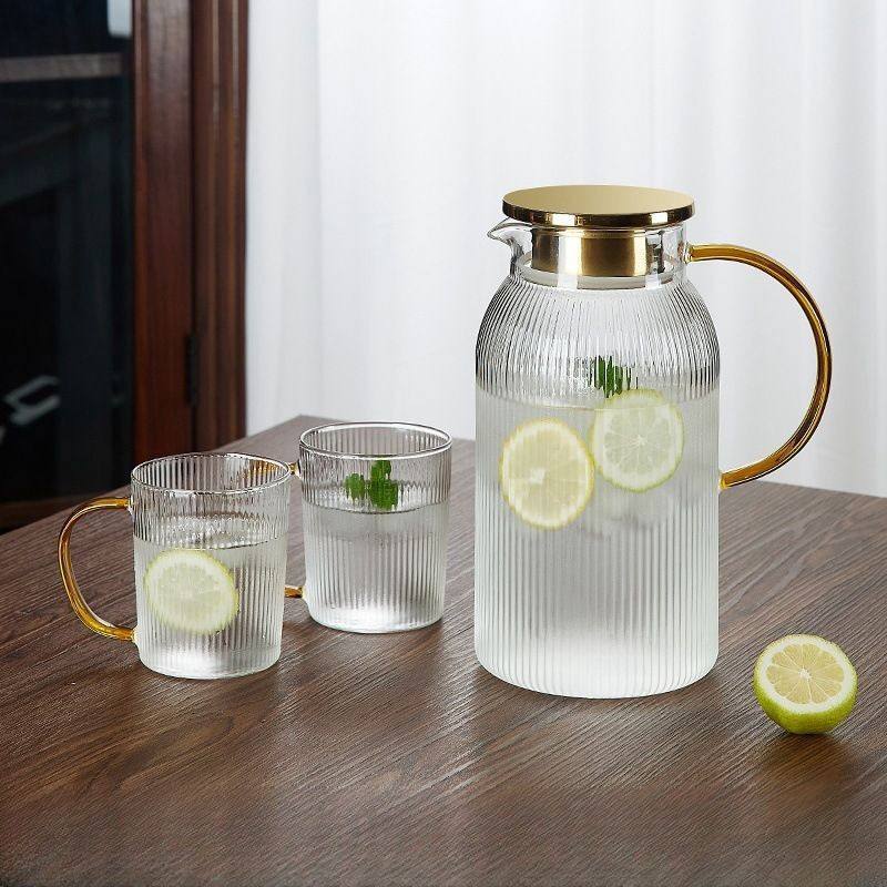 1.6L 2L Vertical Striped Water Pitcher Glass Household
